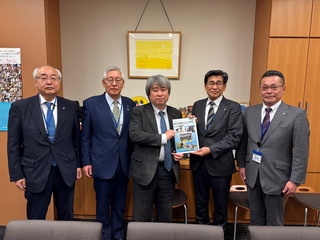 神谷議員.jpeg