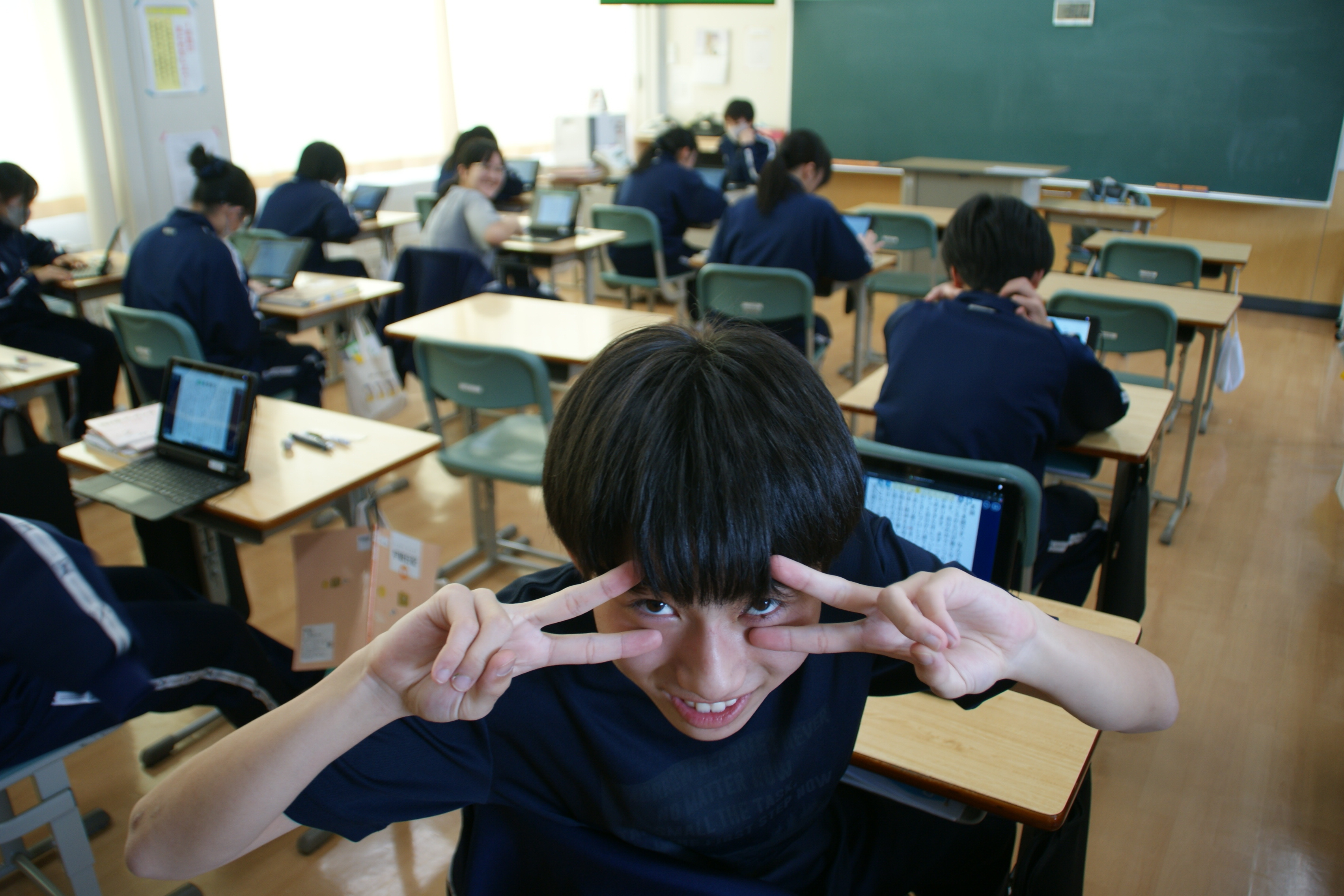 今日は2年生も欠席者が複数