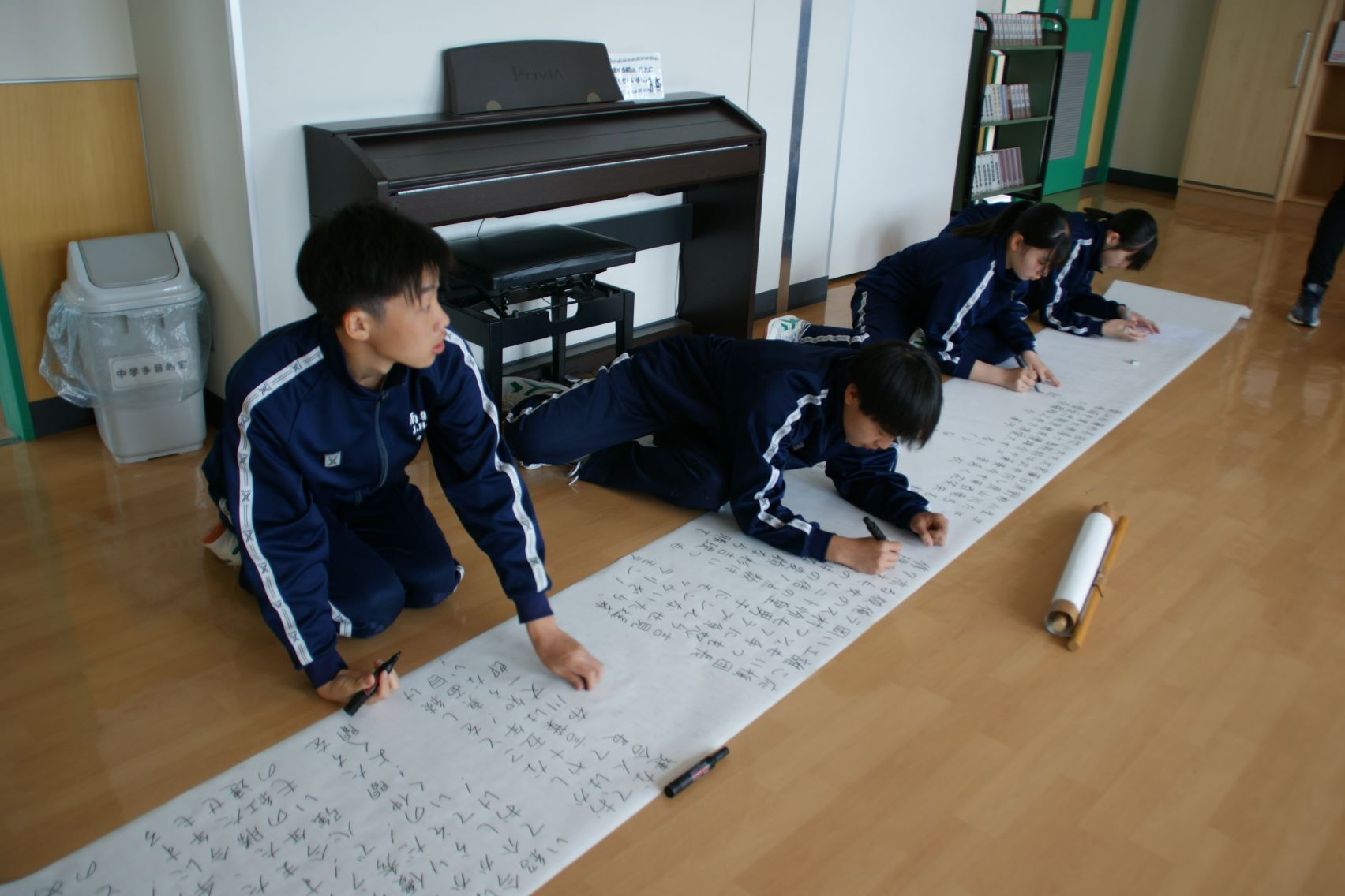 朝学習の時間に檄文づくり.JPG