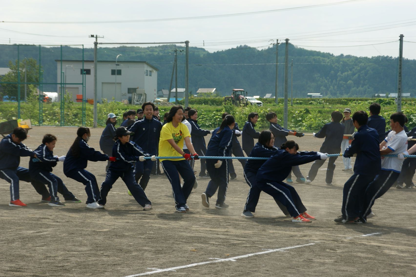 五色綱引きの練習.JPG