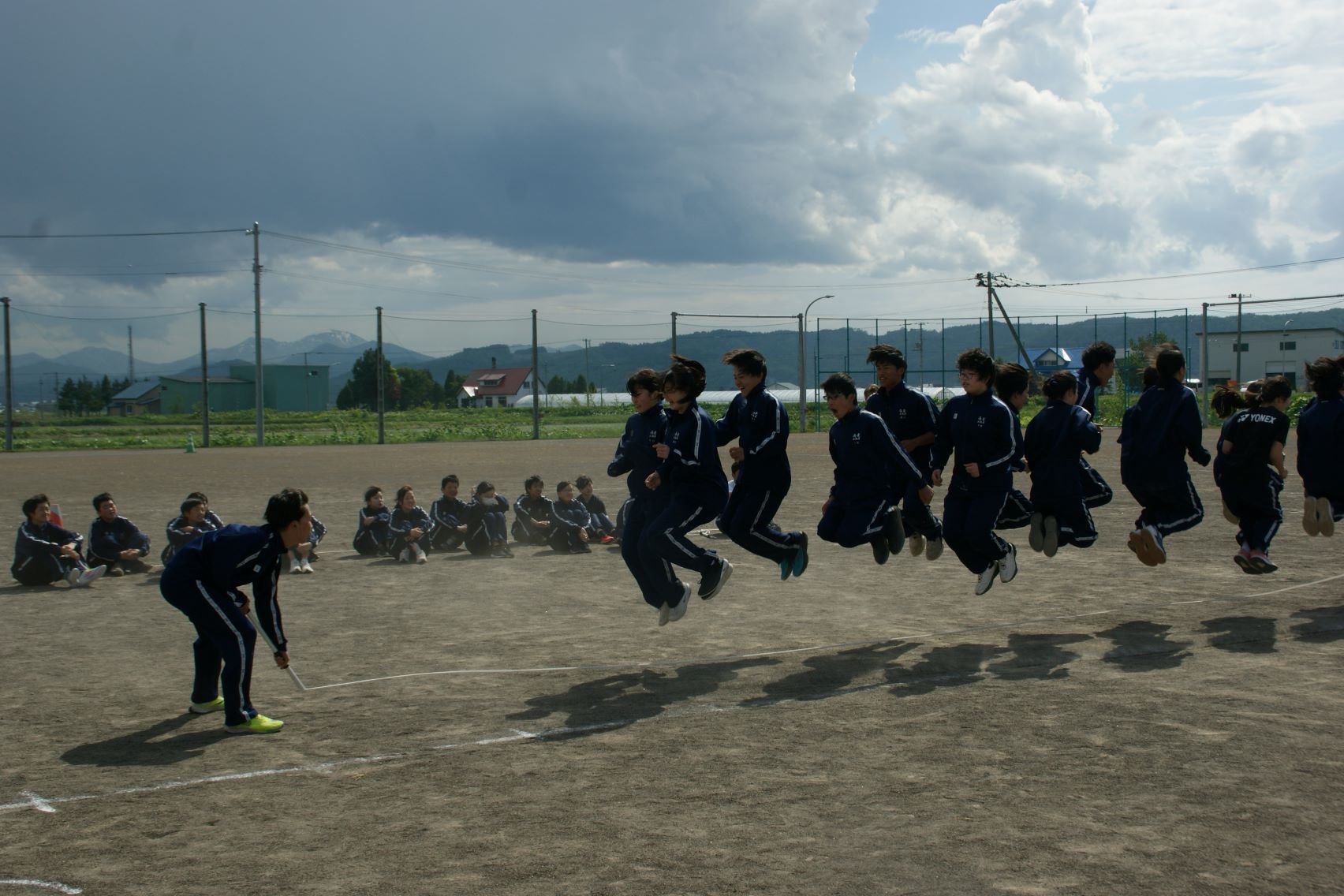 3年生大縄跳び.JPG