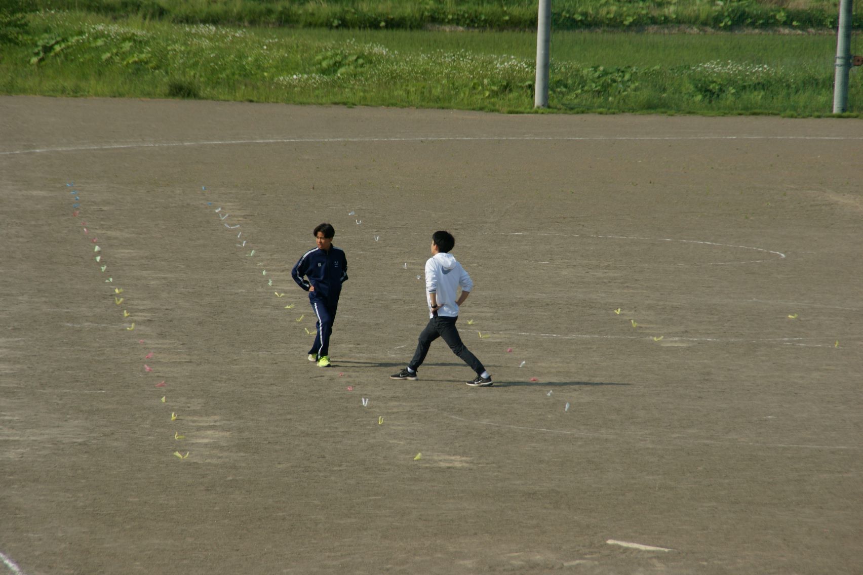 担当の先生と一緒に準備体操.JPG
