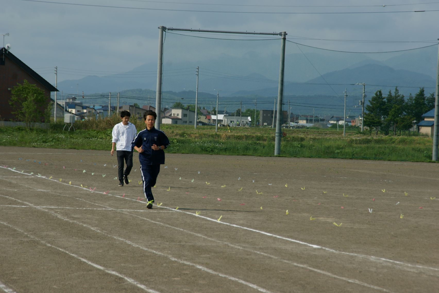 中体連陸上大会に向けて朝練習.JPG