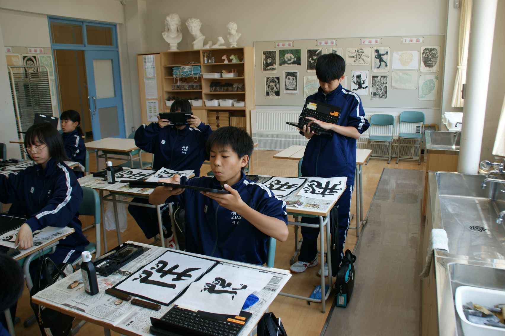 書いた字をタブレットで撮影.JPG
