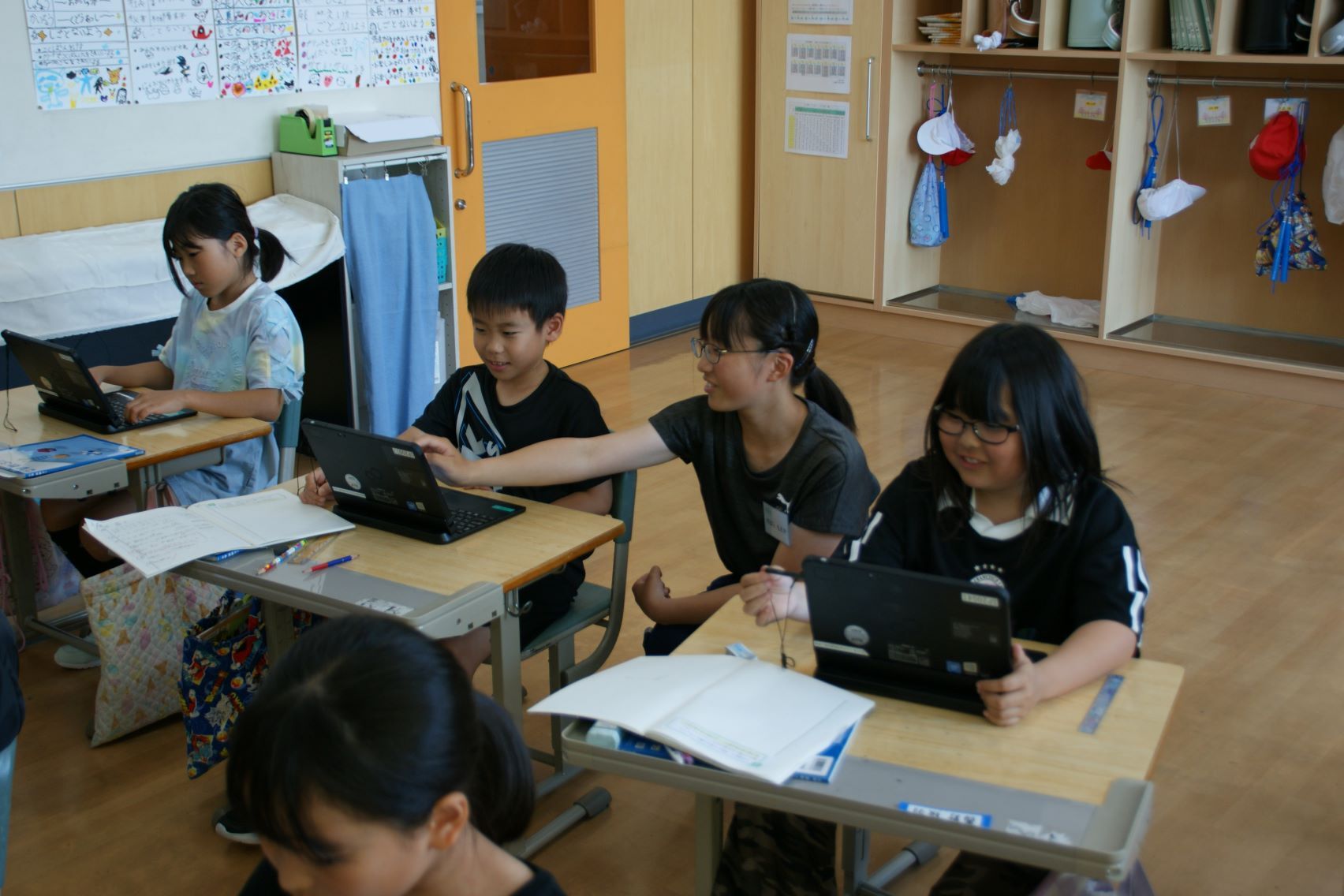 小学生の授業サポート.JPG