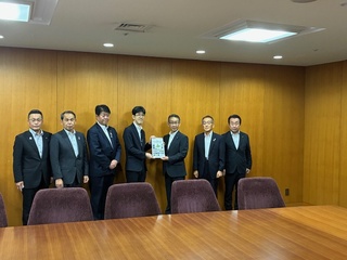 image8.jpeg