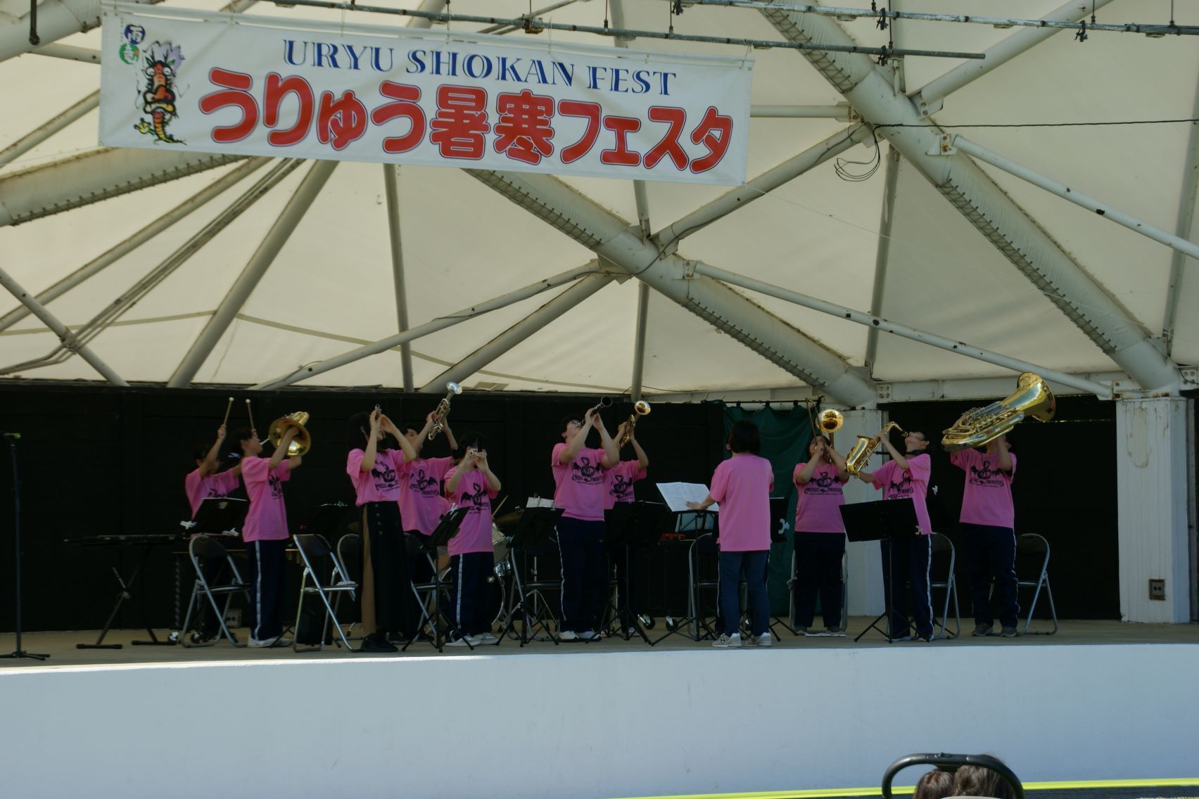 4曲を披露しました.JPG