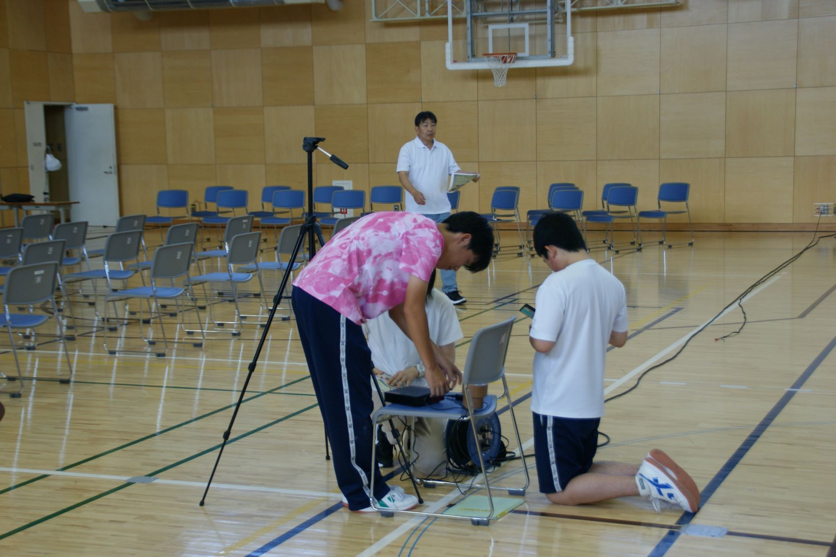 放送機器の準備.JPG