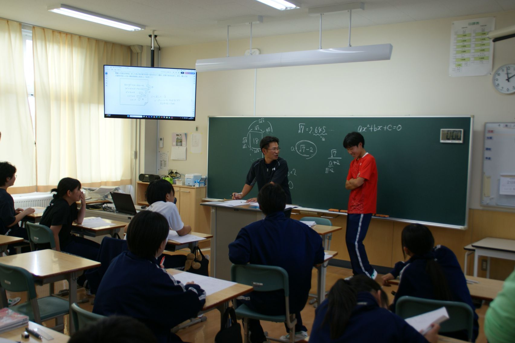 3年生数学のテスト返却.JPG