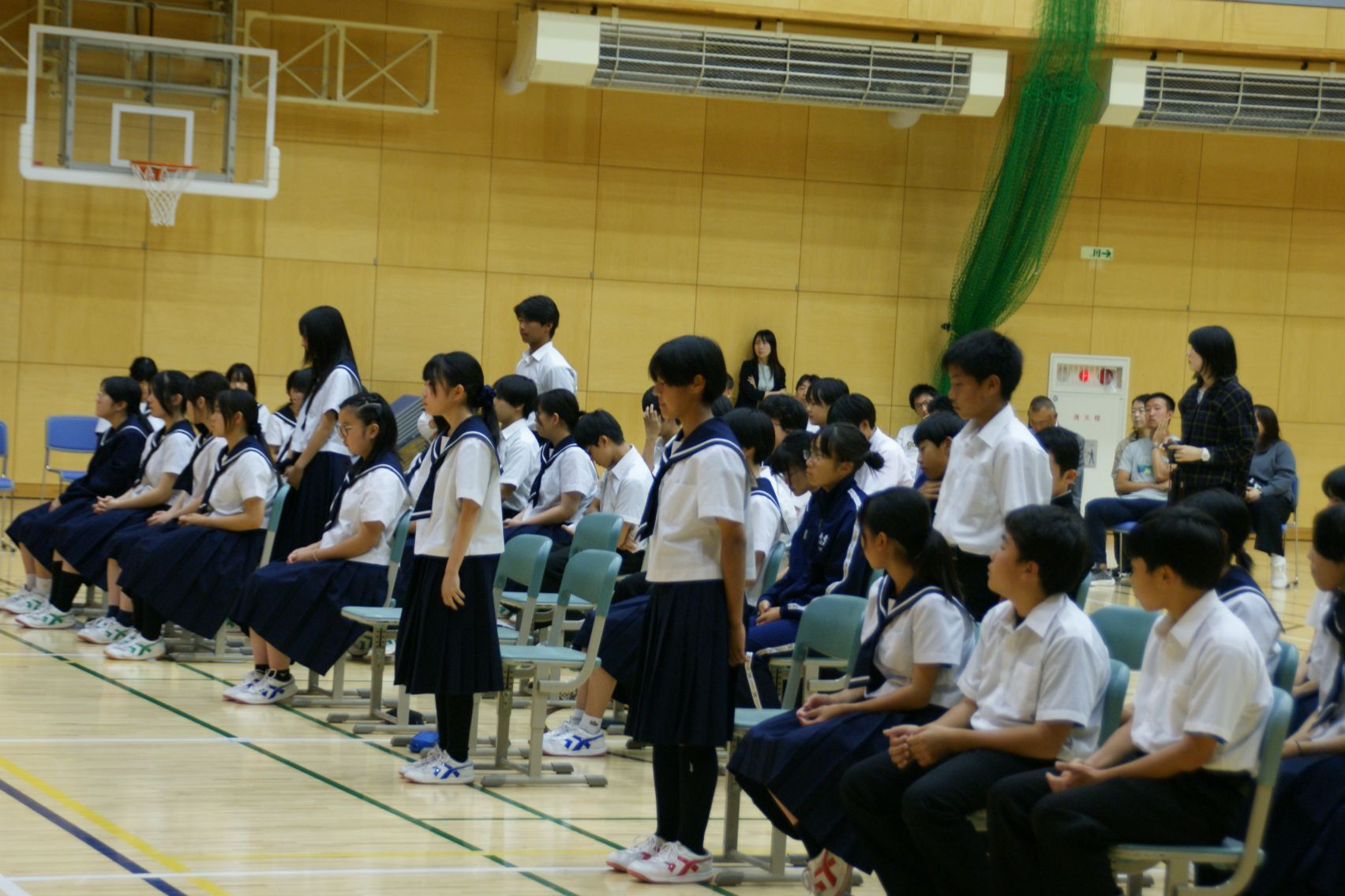 新しい委員の呼名.JPG
