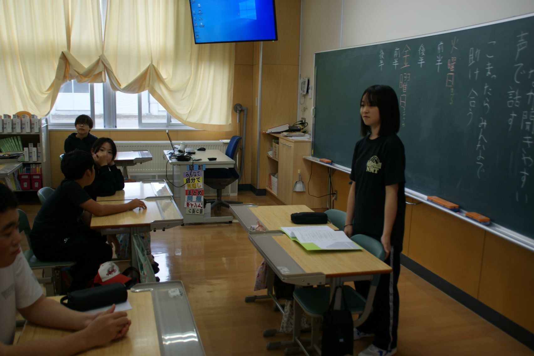 緊張している放送委員長.JPG
