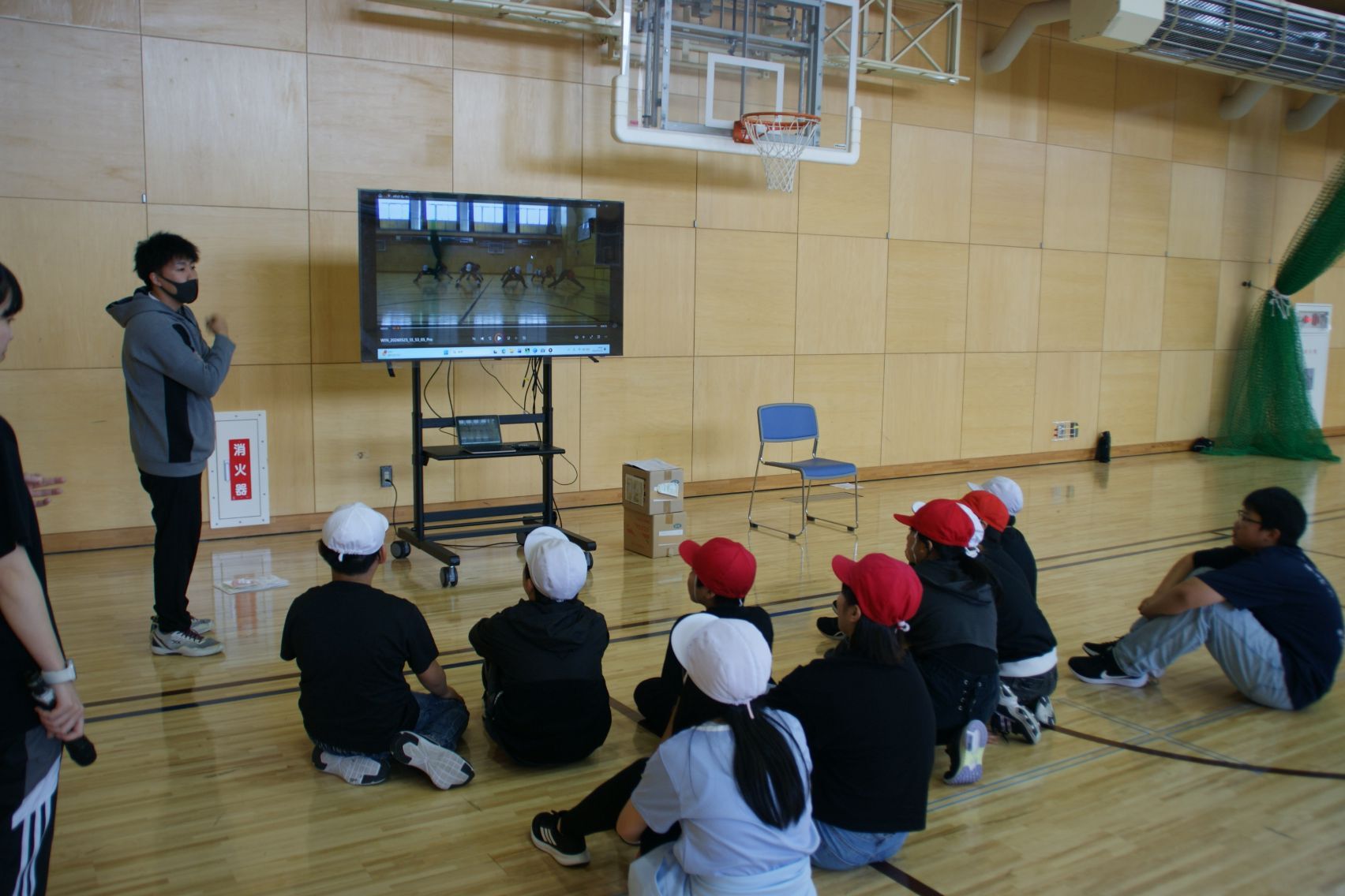 撮影したものを見て反省会.JPG