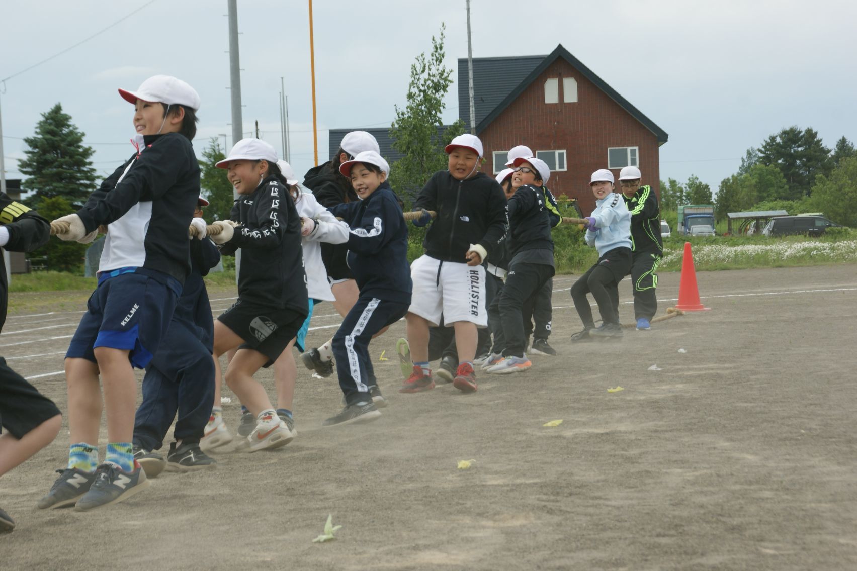 17 綱引き(白組).JPG