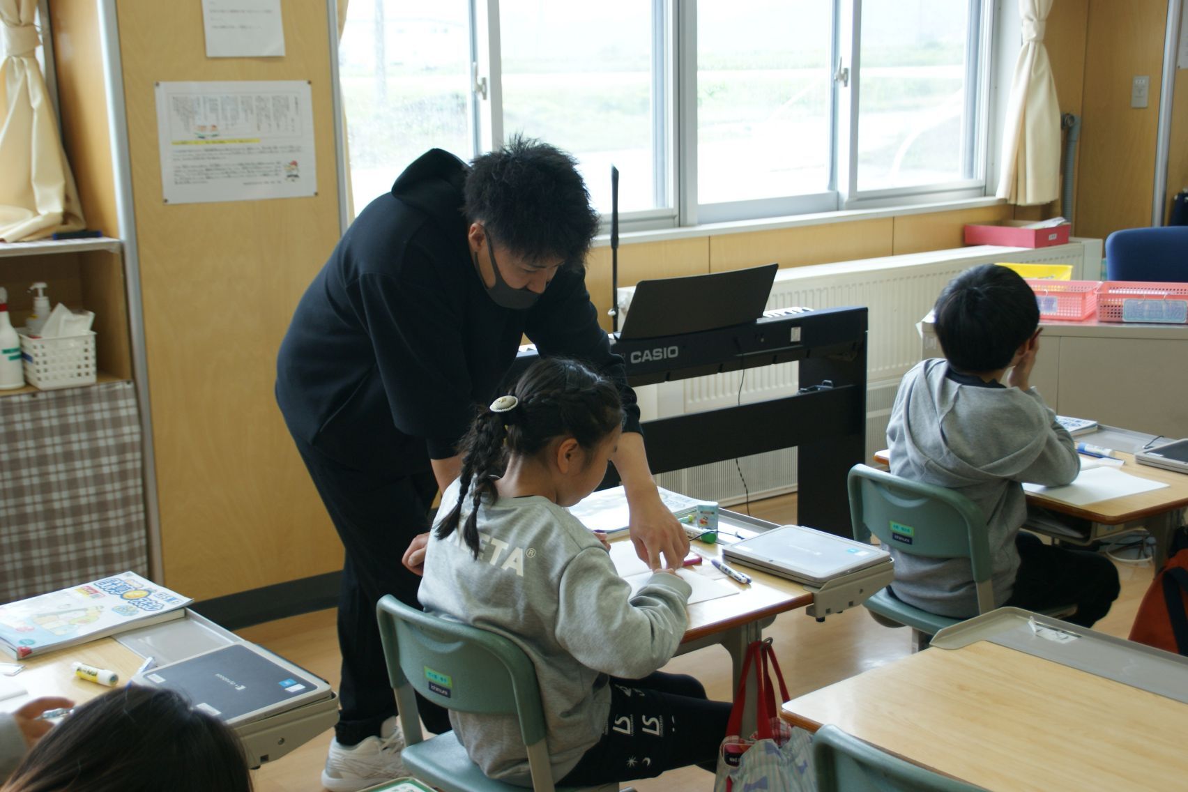 6年生担任が個別指導.JPG