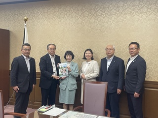 02財務省2.JPG