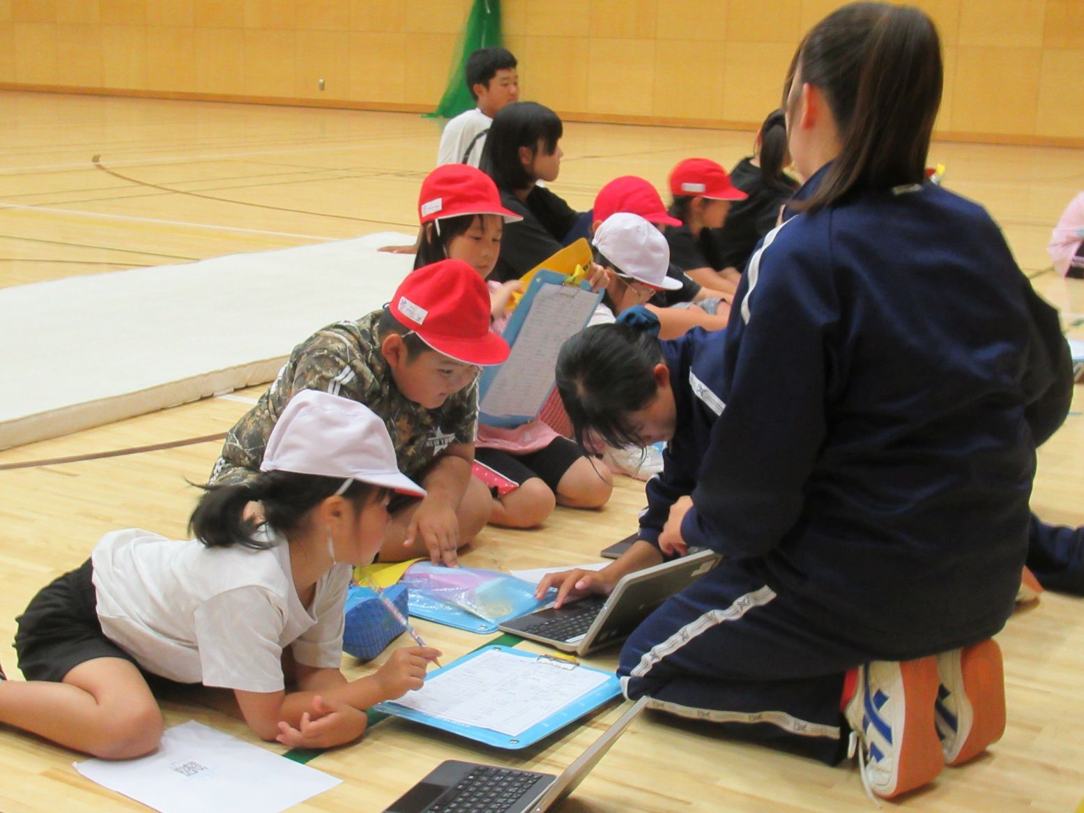 小学1年生のタブレット入力をサポート.JPG