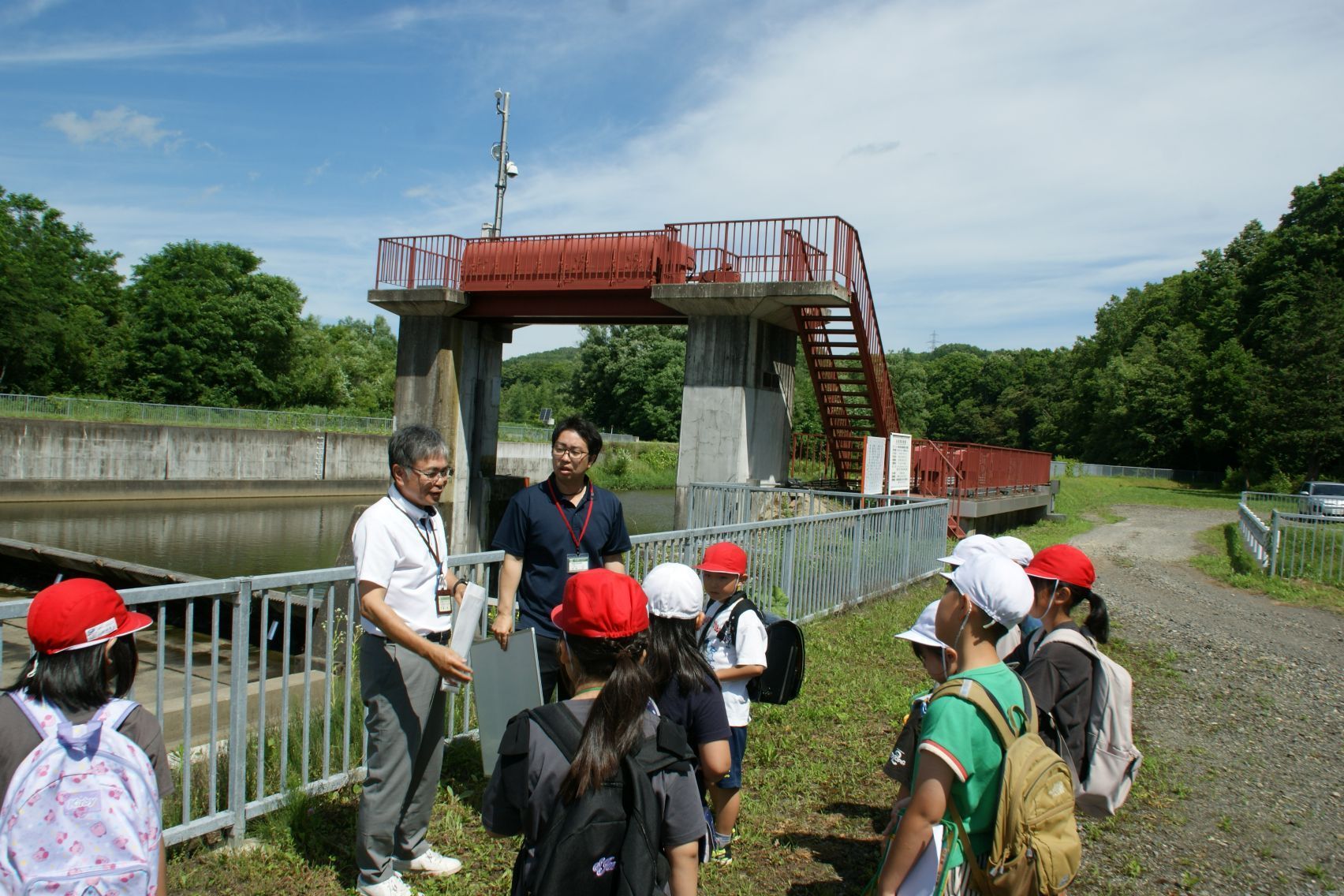 雨竜頭首工へ.JPG