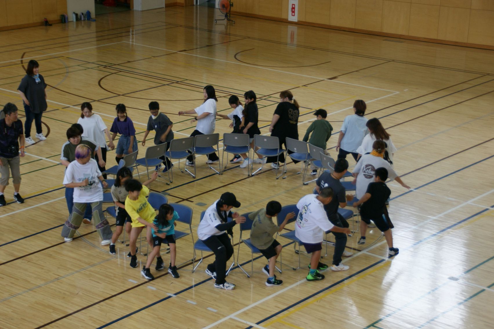 椅子取りゲーム.JPG