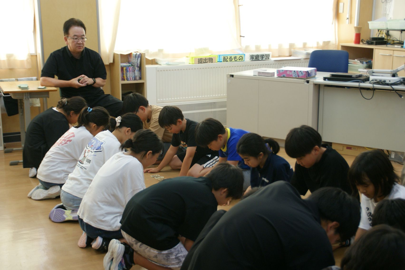 スペシャルゲストが読み手に.JPG