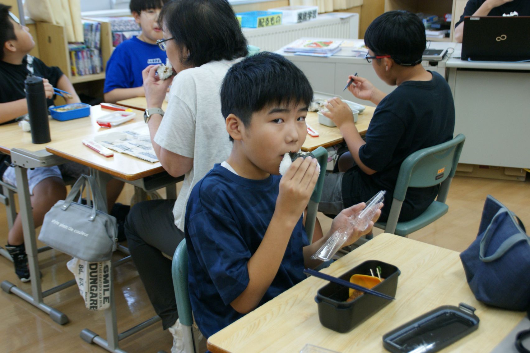 6年生おにぎりプロジェクト.JPG