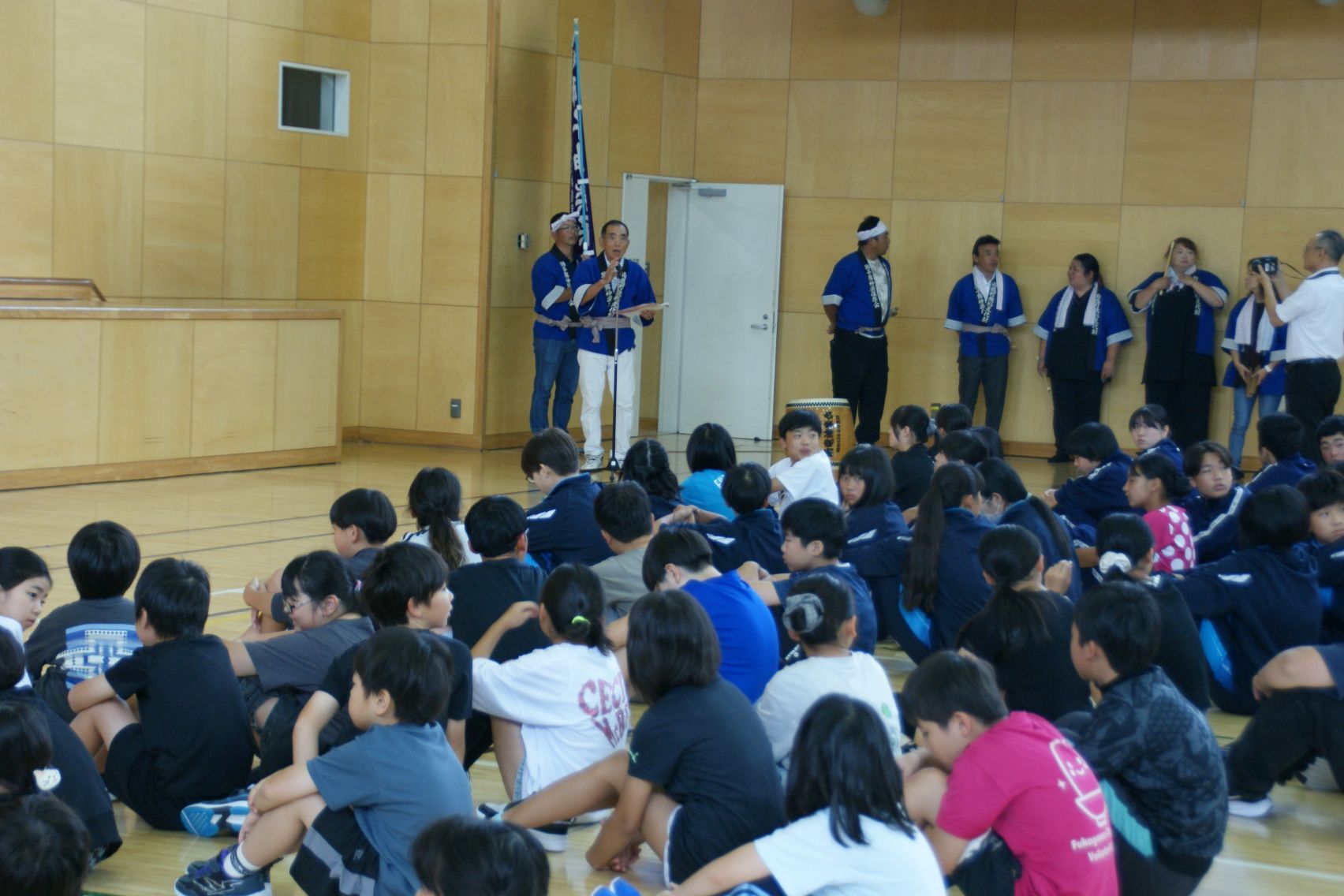獅子神楽保存会の演舞を鑑賞.JPG