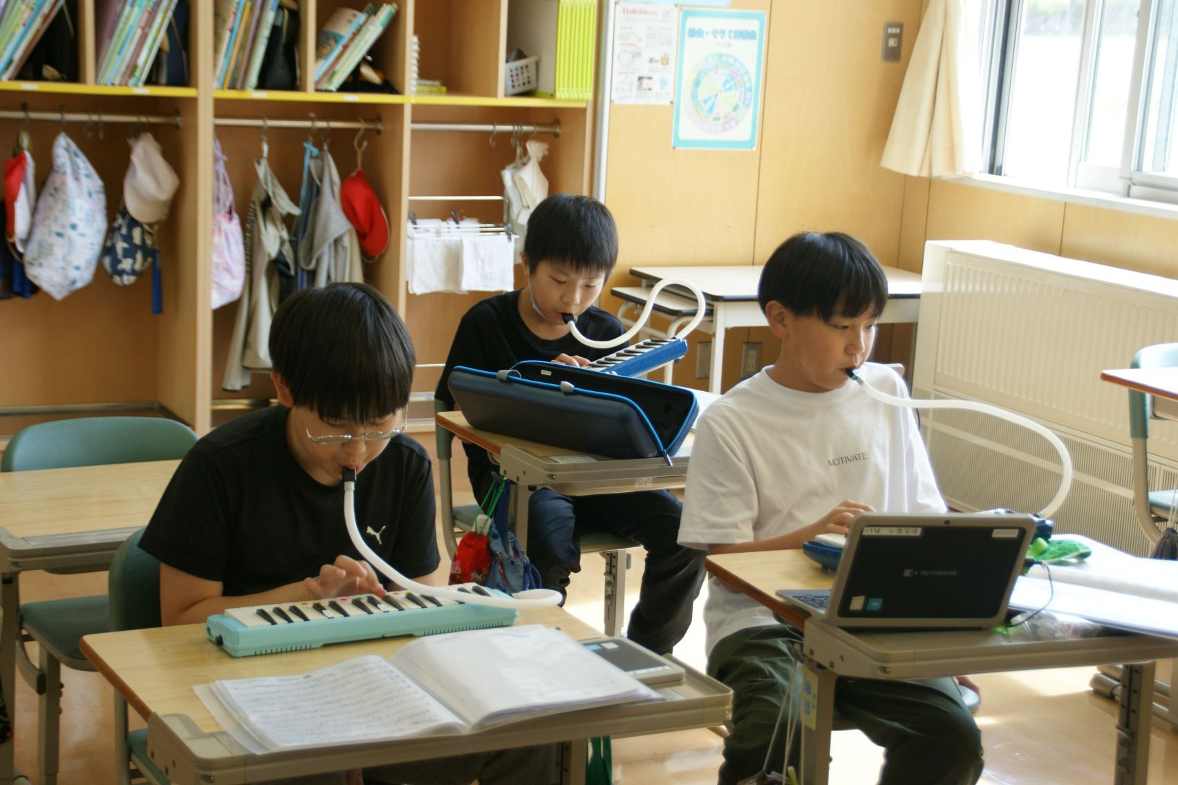 5・6年生器楽練習.JPG