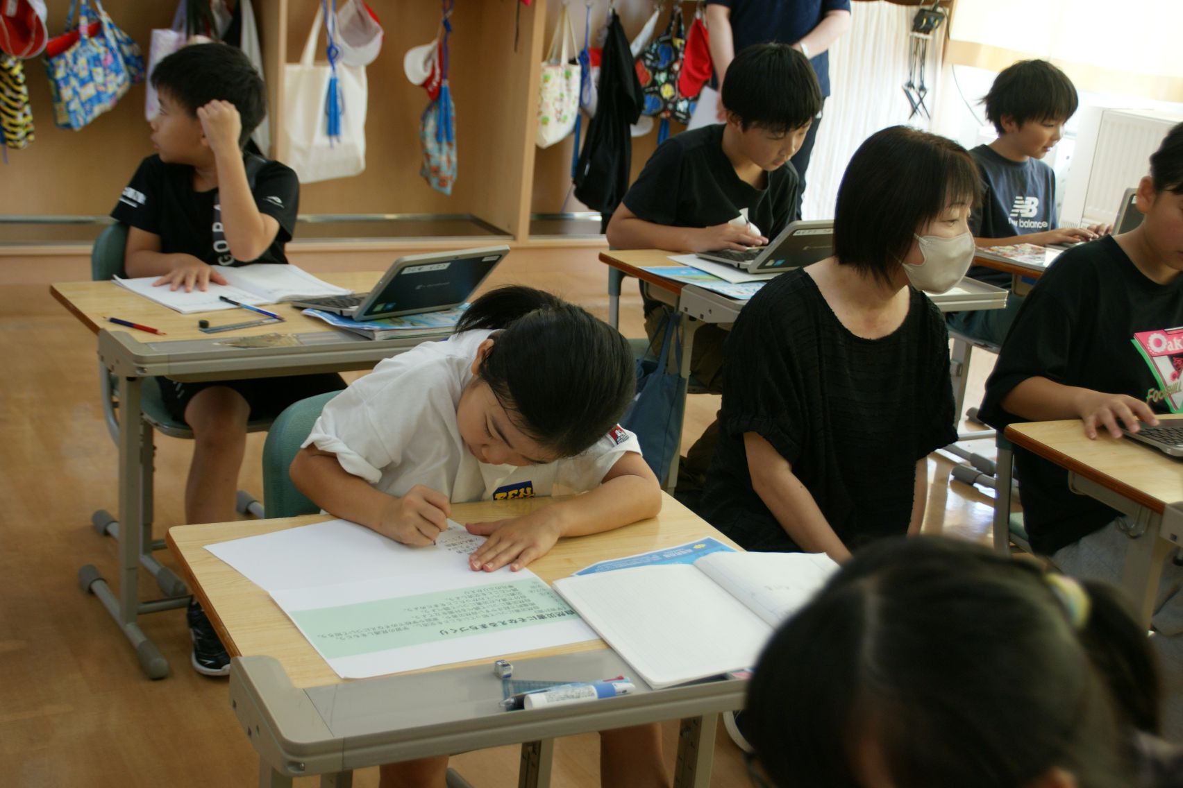 計画をプリントに記入.JPG
