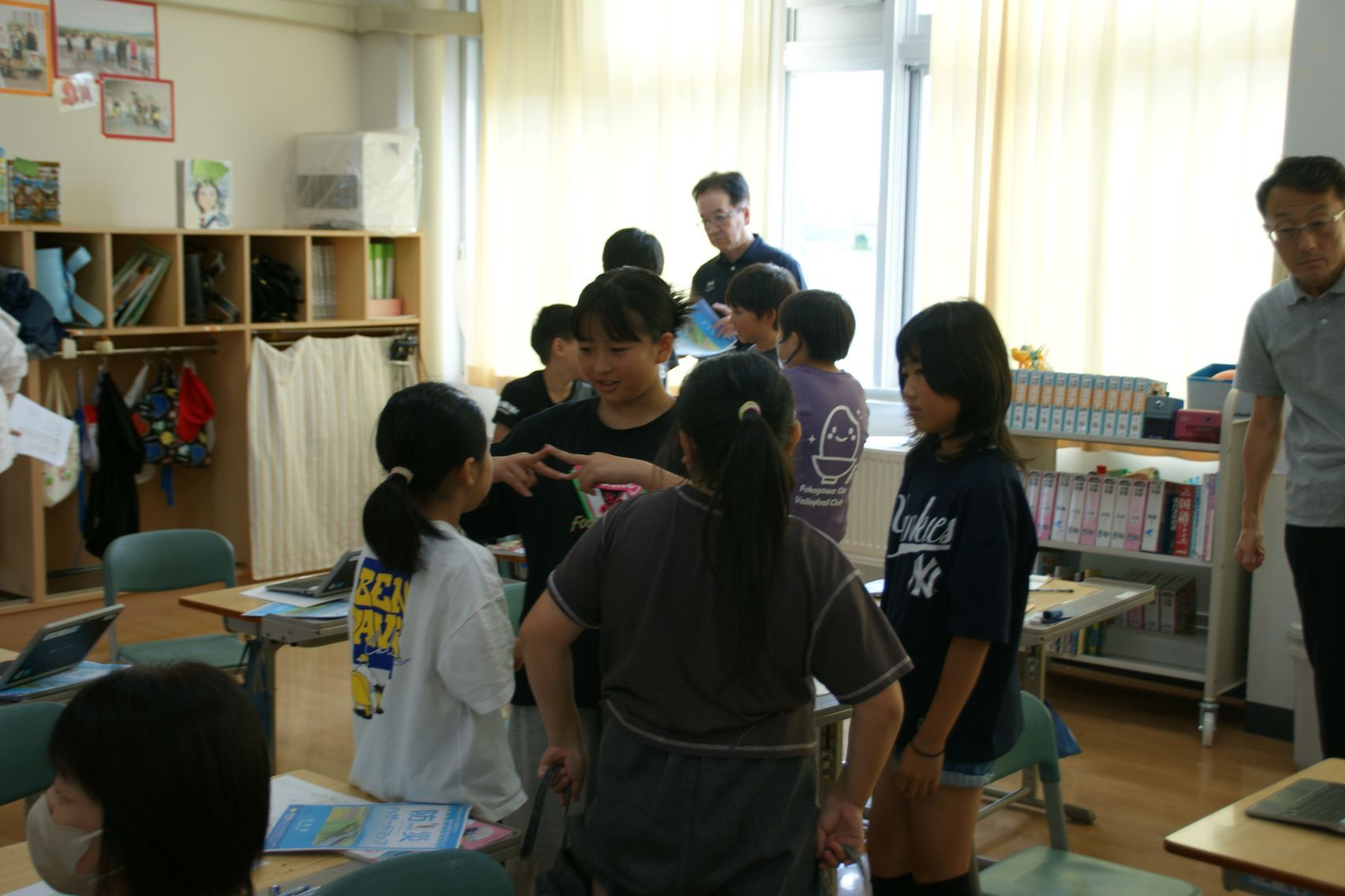 どういうグループで調べるか相談.JPG