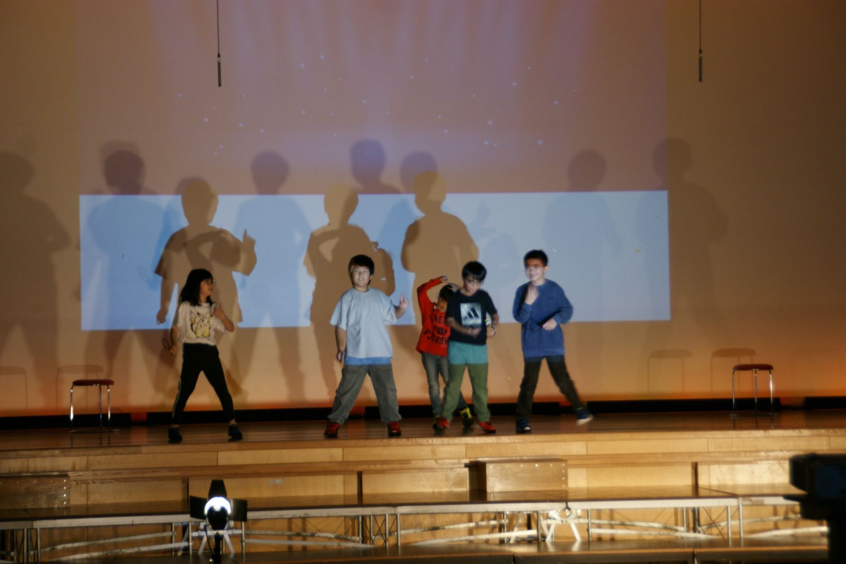 ダンスもあります.JPG